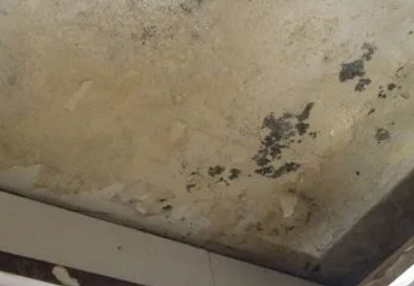 永德阳台漏水维修公司分享下永德卫生间渗水维修需要注意哪些问题。